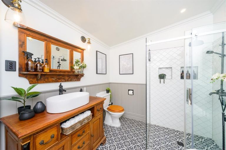 Photo of property in 93 Pukepapa Road, Marton, 4710