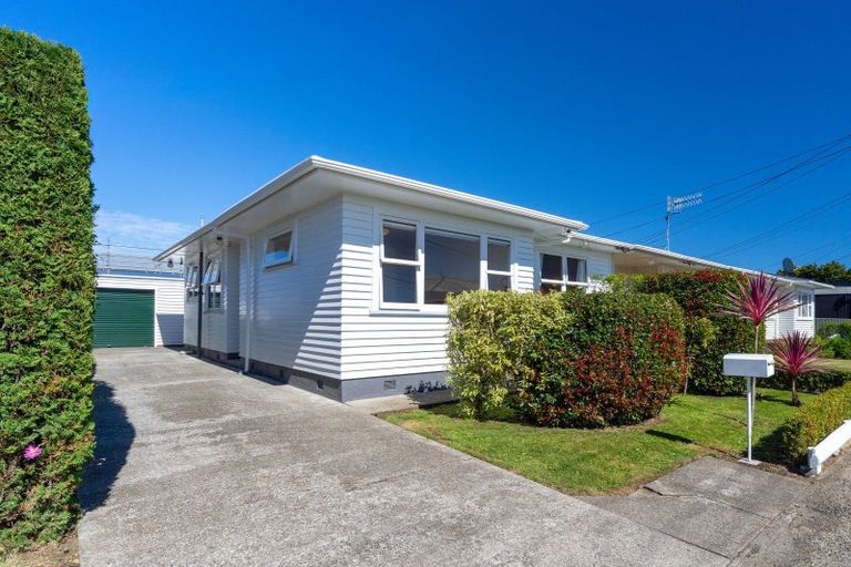 Photo of property in 4 Linley Place, Levin, 5510