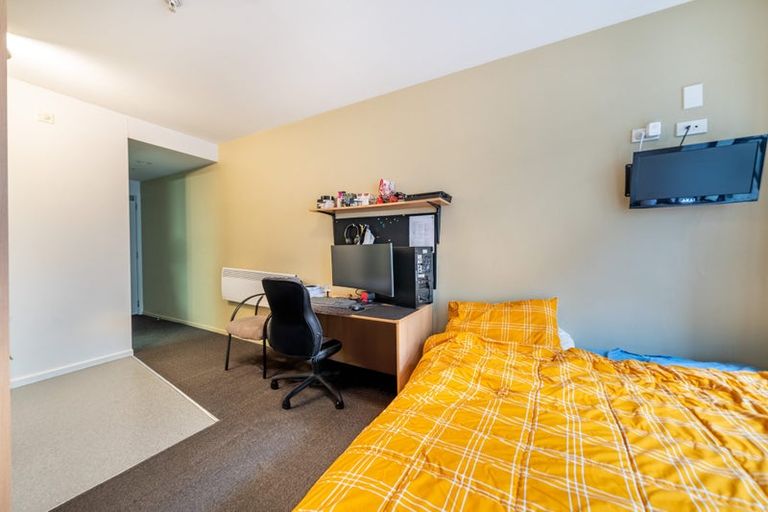 Photo of property in Orange Apartments/victoria Centr, 307/169 The Terrace, Wellington Central, Wellington, 6011