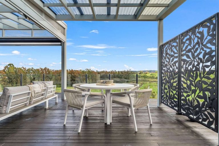 Photo of property in 106 Sereno Vista, Bellevue, Tauranga, 3110