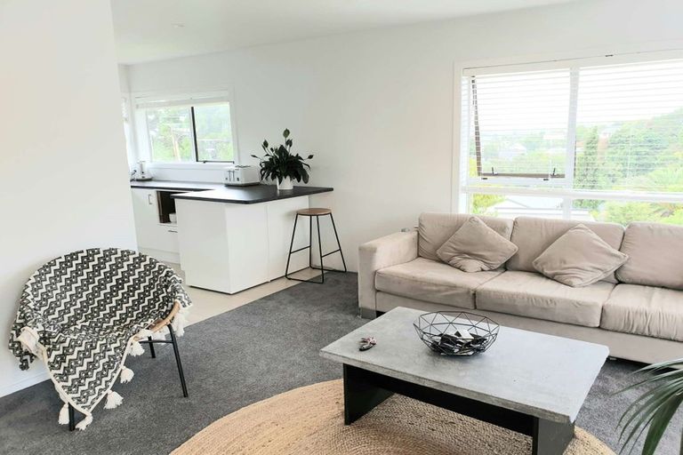 Photo of property in 3/123 Birkdale Road, Birkdale, Auckland, 0626