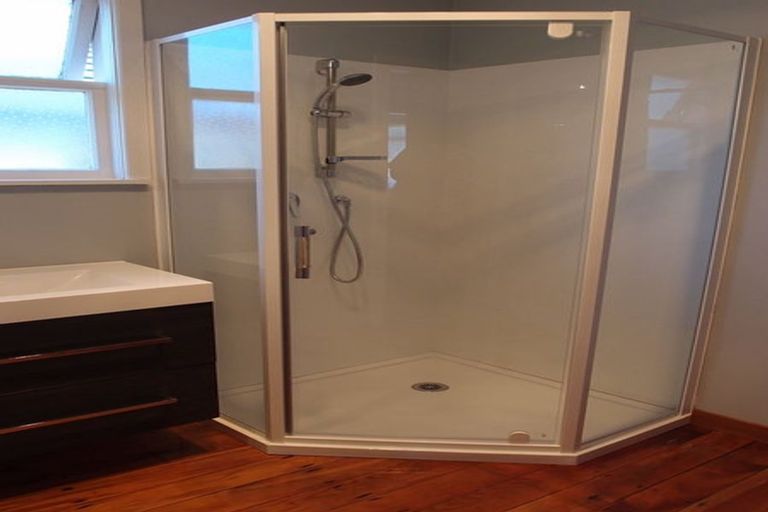 Photo of property in 53 Bayly Road, Blagdon, New Plymouth, 4310