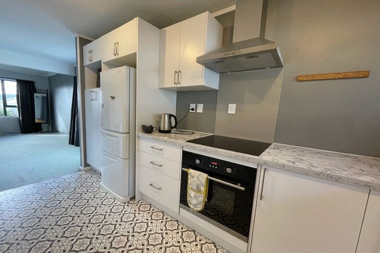 Photo of property in 6 Trilids Lane, Churton Park, Wellington, 6037