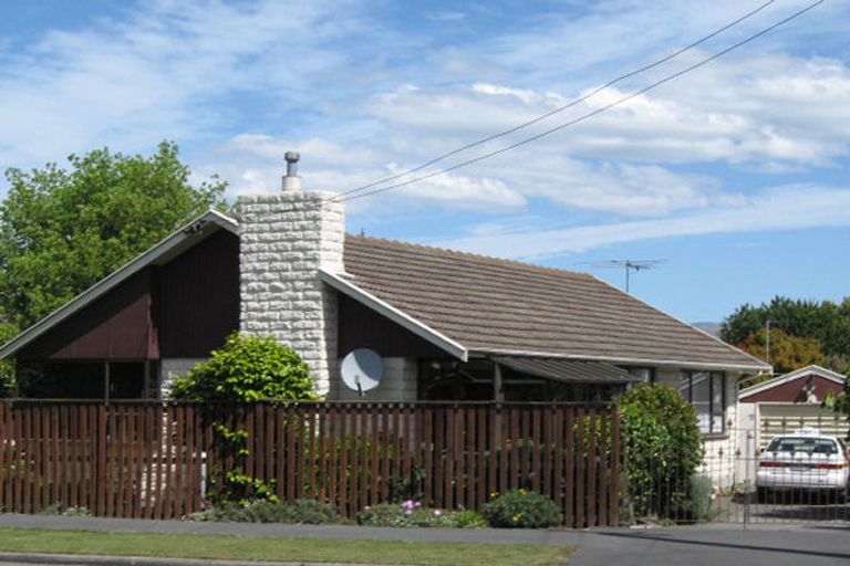 Photo of property in 6 Ruru Road, Linwood, Christchurch, 8062