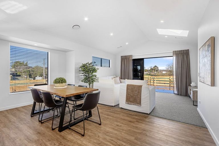 Photo of property in 205 Mairehau Road, Burwood, Christchurch, 8083