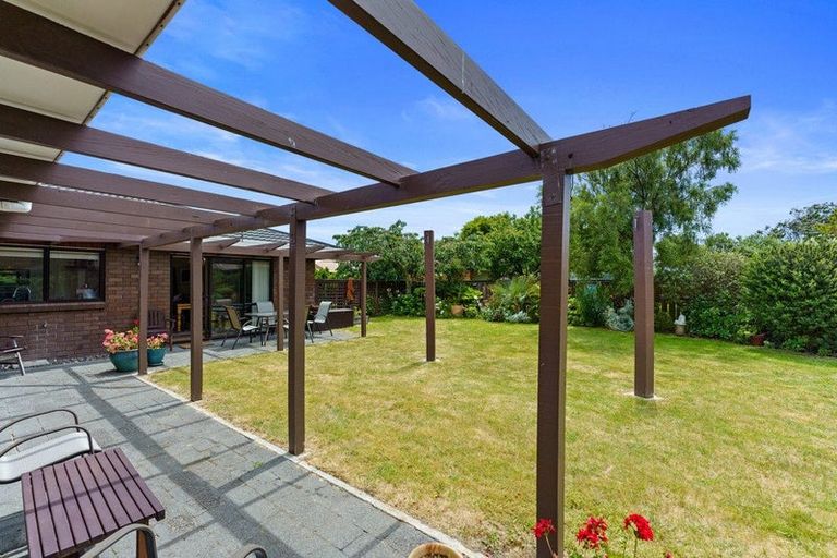 Photo of property in 12 Pinewood Grove, Paraparaumu Beach, Paraparaumu, 5032