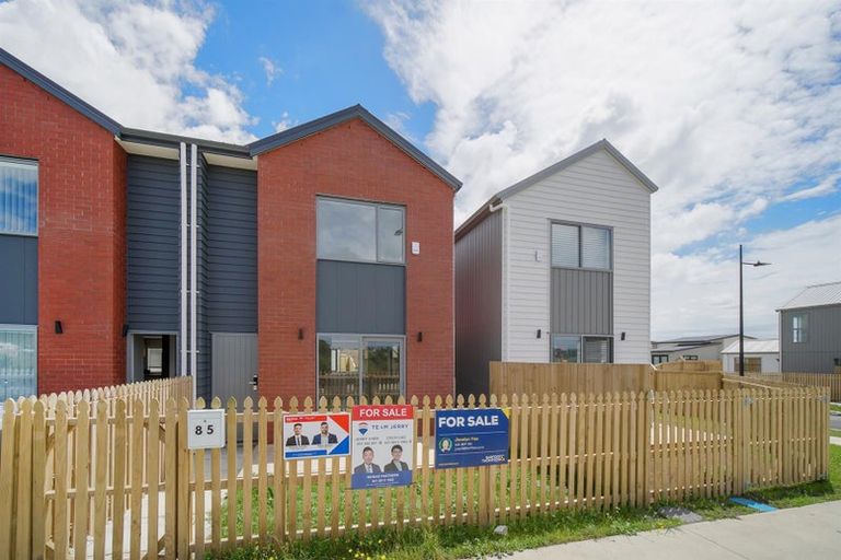 Photo of property in 73 Kaha Road, Papakura, 2110