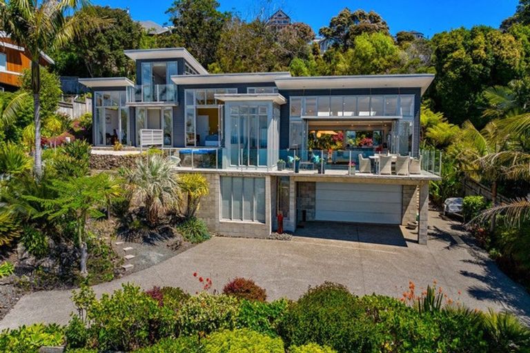 Photo of property in 72 Duncansby Road, Stanmore Bay, Whangaparaoa, 0932