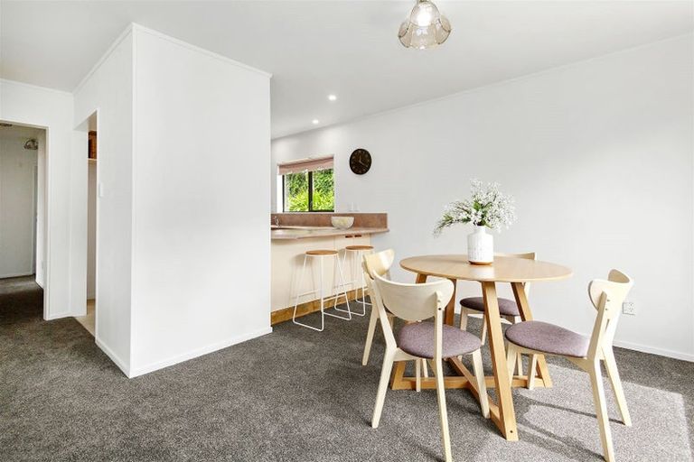 Photo of property in 73a Larsen Crescent, Tawa, Wellington, 5028