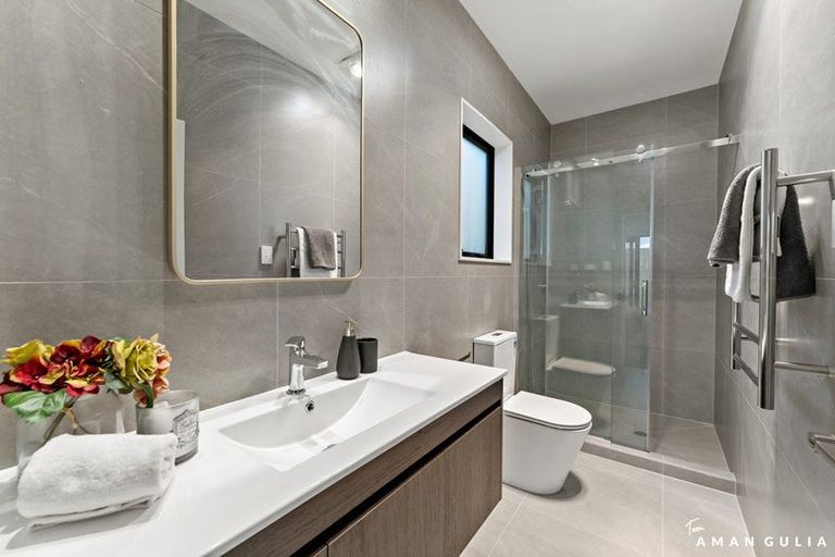 Photo of property in 6 Whakairo Crescent, Gulf Harbour, Whangaparaoa, 0930