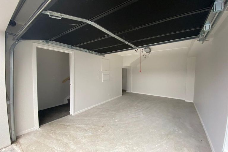 Photo of property in 51 Tima Lane, Mangere Bridge, Auckland, 2022