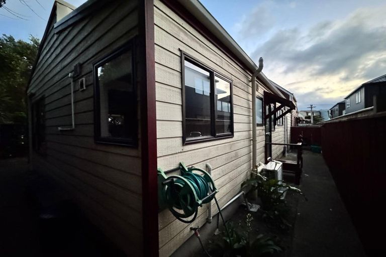 Photo of property in 4/110 Freyberg Street, Lyall Bay, Wellington, 6022