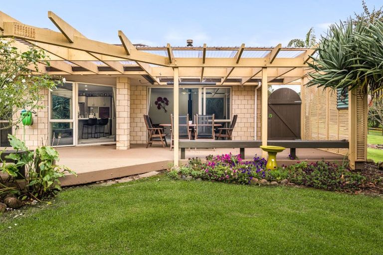 Photo of property in 112d Victoria Avenue, Waiuku, 2123