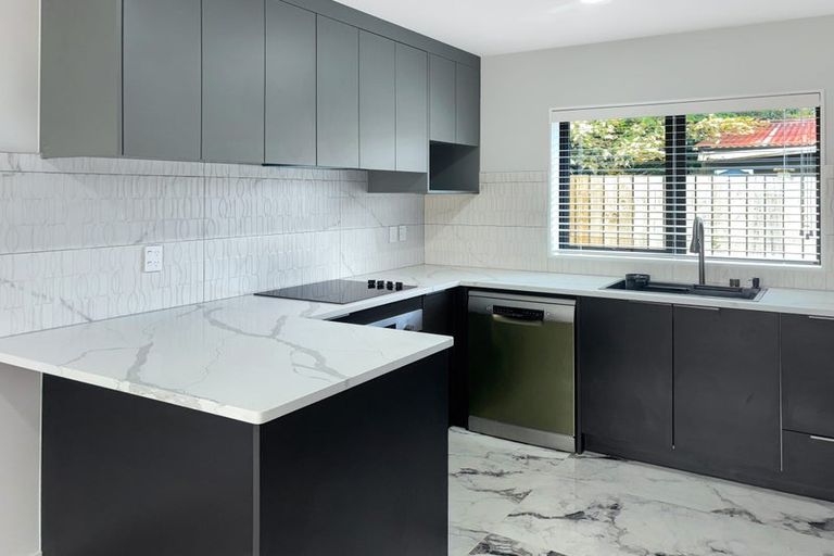 Photo of property in 4 Nicola Place, Mangere, Auckland, 2022