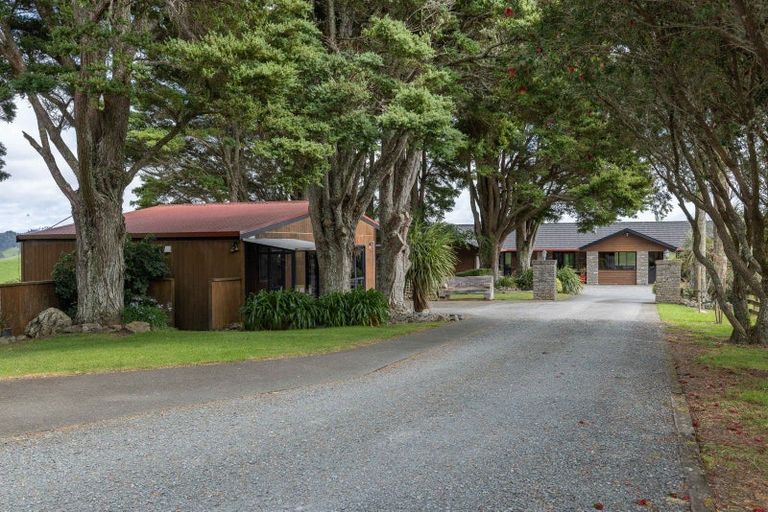 Photo of property in 18 Pataua Road North, Whareora, Whangarei, 0175