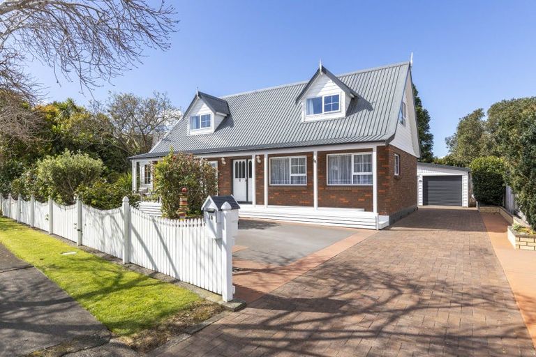 Photo of property in 10 Elder Grove, Whalers Gate, New Plymouth, 4310