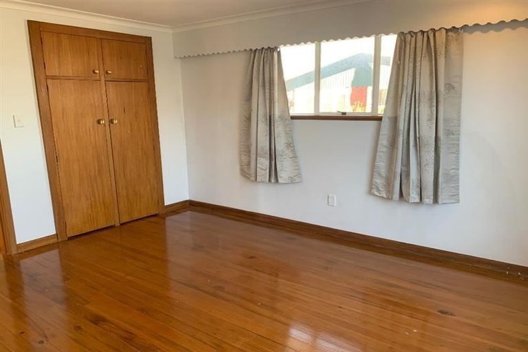 Photo of property in 143 Kendal Avenue, Burnside, Christchurch, 8053
