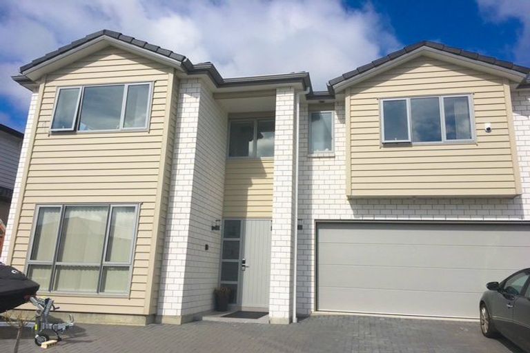 Photo of property in 16 Hikuawa Road, Flat Bush, Auckland, 2019