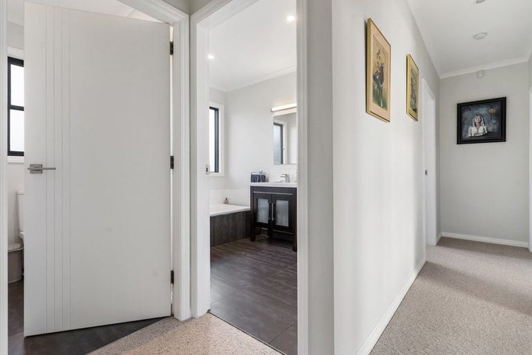 Photo of property in 3 Hartley Avenue, Carterton, 5713