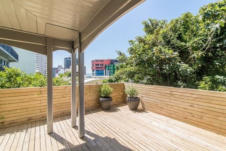 Photo of property in 219u1 The Terrace, Wellington Central, Wellington, 6011