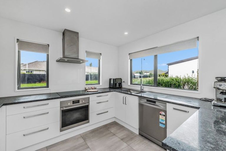 Photo of property in 13  Franco Road, Halswell, Christchurch, 8025