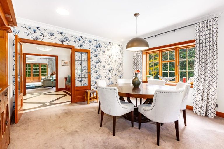 Photo of property in 2 Glen Road, Kelburn, Wellington, 6012