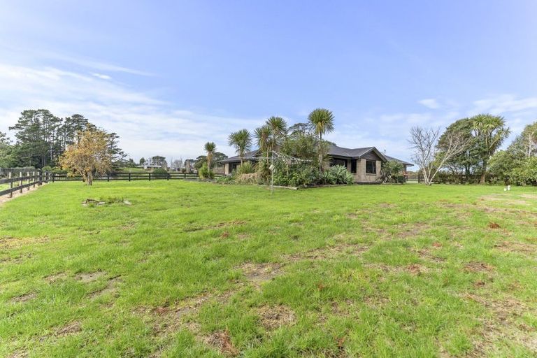 Photo of property in 334 Henwood Road, Hillsborough, New Plymouth, 4372