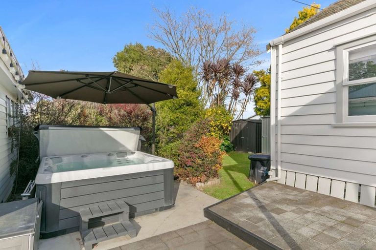 Photo of property in 49 Hamilton Road, Cambridge, 3434