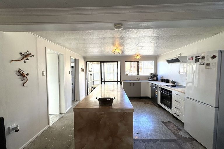 Photo of property in 82 Salcombe Street, Kaitangata, 9210