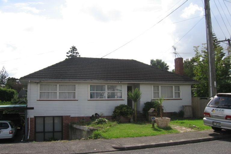 Photo of property in 8 Alston Avenue, Kelston, Auckland, 0602