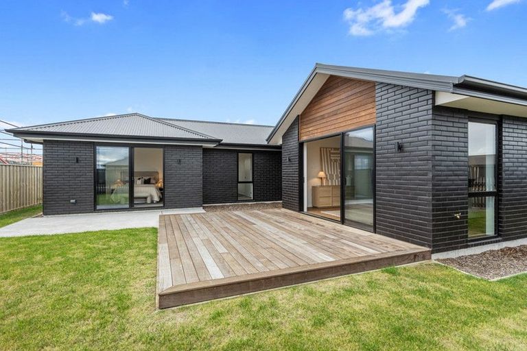 Photo of property in 22 Longfields Road, Lincoln, 7608