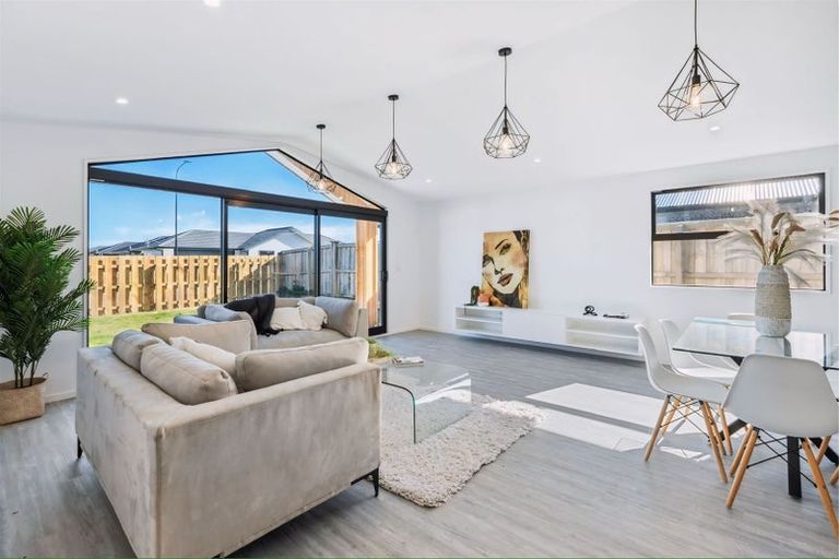 Photo of property in 1 Lolite Lane, Rolleston, 7615