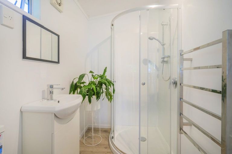 Photo of property in 22 Catherine Crescent, Whitianga, 3510