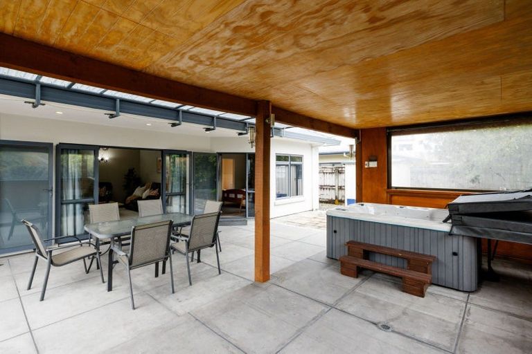 Photo of property in 29 Montrose Crescent, Huntington, Hamilton, 3210