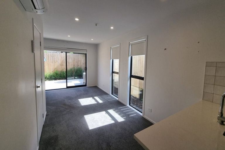 Photo of property in 10/30 Bowater Place, Manurewa, Auckland, 2102