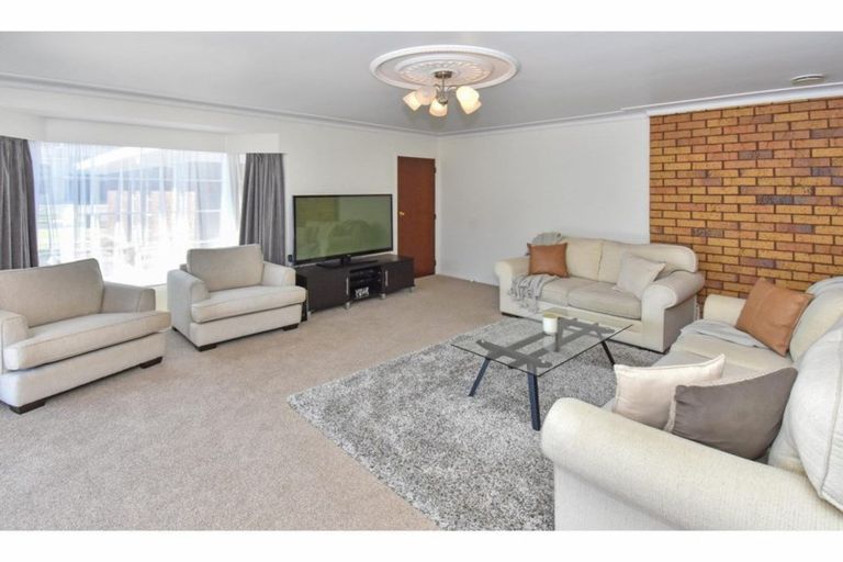 Photo of property in 3 Dingwall Place, Papatoetoe, Auckland, 2025