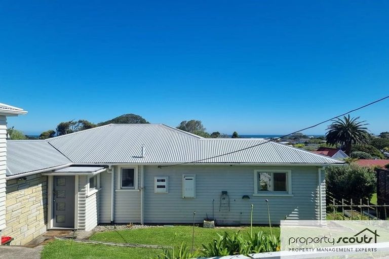 Photo of property in 8 Lismore Street, Strandon, New Plymouth, 4312