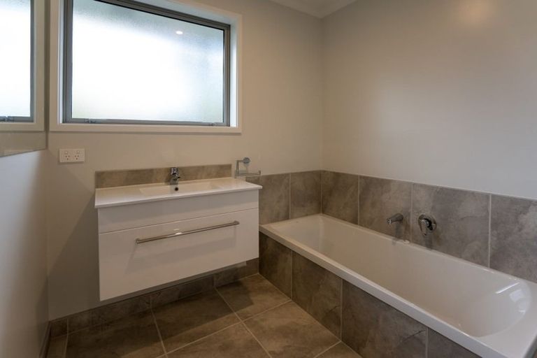 Photo of property in 1/4 Payling Lane, Mairehau, Christchurch, 8052