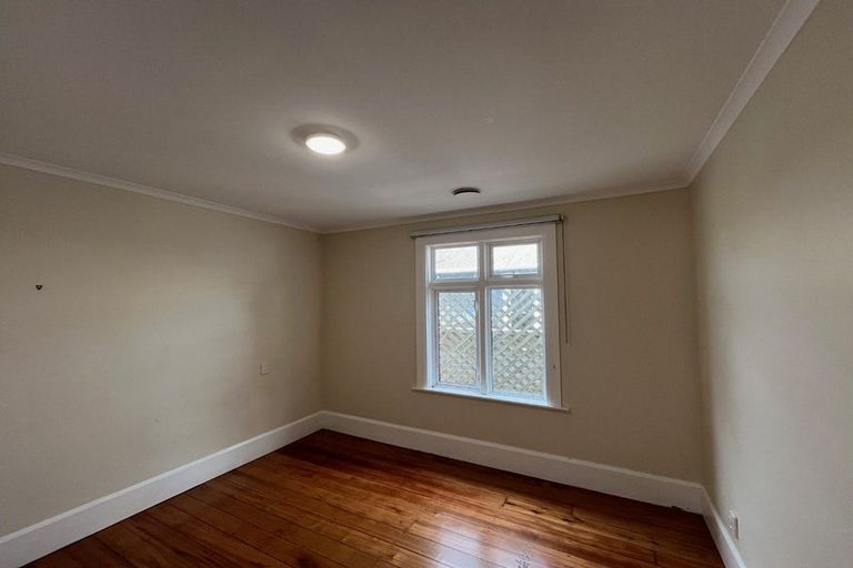 Photo of property in 28 Bridge Street, Rongotai, Wellington, 6022