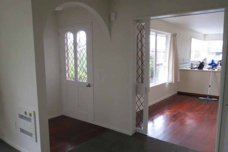 Photo of property in 4 Solway Avenue, Ilam, Christchurch, 8041