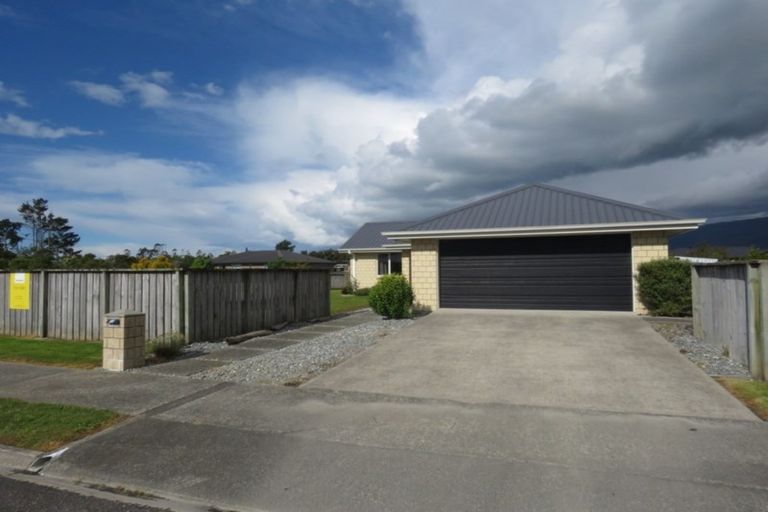 Photo of property in 39 Kawatiri Place, Westport, 7825