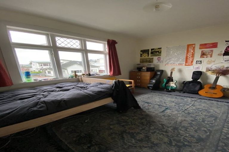Photo of property in 41u2 Home Street, Mount Victoria, Wellington, 6011