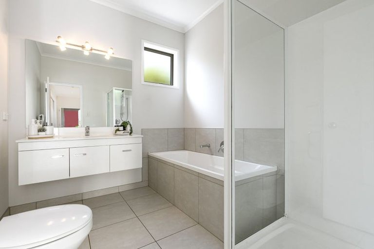 Photo of property in 84 Landing Drive, Pyes Pa, Tauranga, 3112