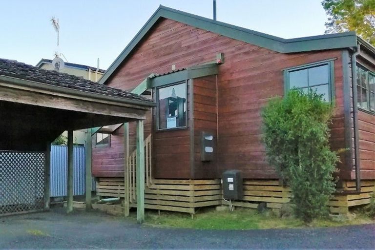 Photo of property in 2/16 Corunna Road, Milford, Auckland, 0620