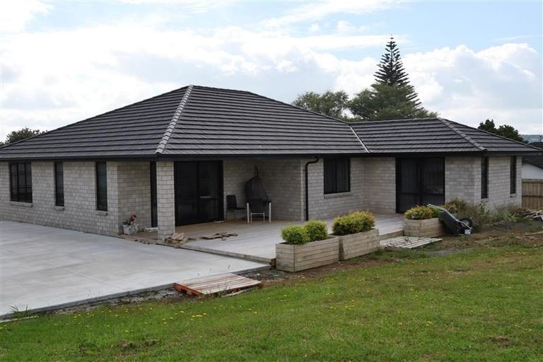 Photo of property in 59 Lough Bourne Drive, Pukekohe, 2120