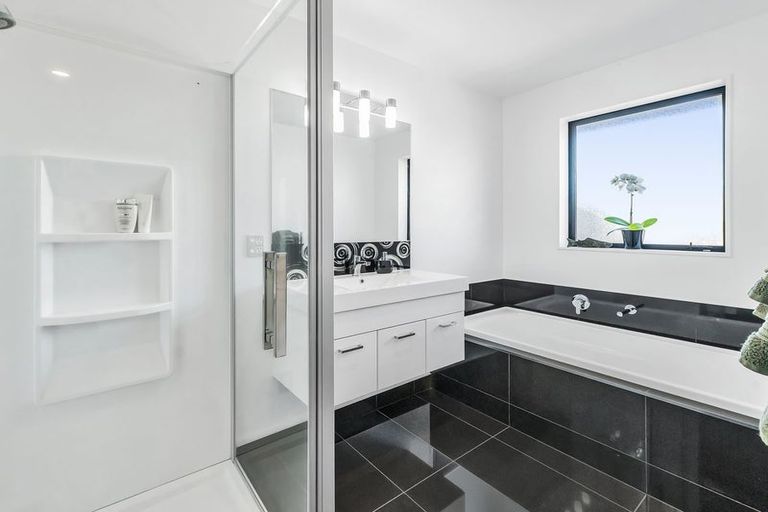 Photo of property in 8 Rhyolite Court, Rolleston, 7614