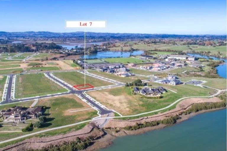 Photo of property in 35 Hayfield Way, Karaka, Papakura, 2113