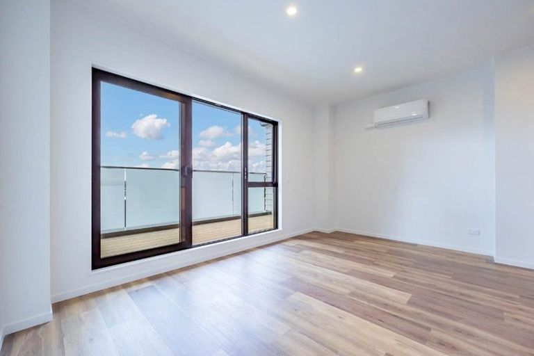 Photo of property in 103/50 Clay Works Lane, New Lynn, 0600