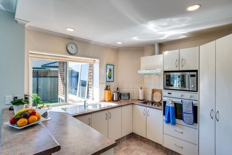 Photo of property in 7 Forbury Way, Taradale, Napier, 4112