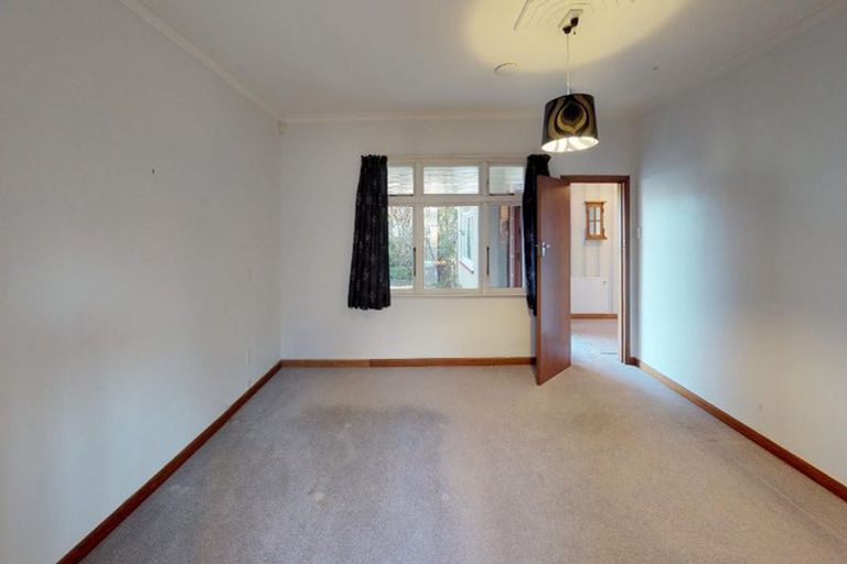 Photo of property in 261 Victoria Avenue, Hokowhitu, Palmerston North, 4410